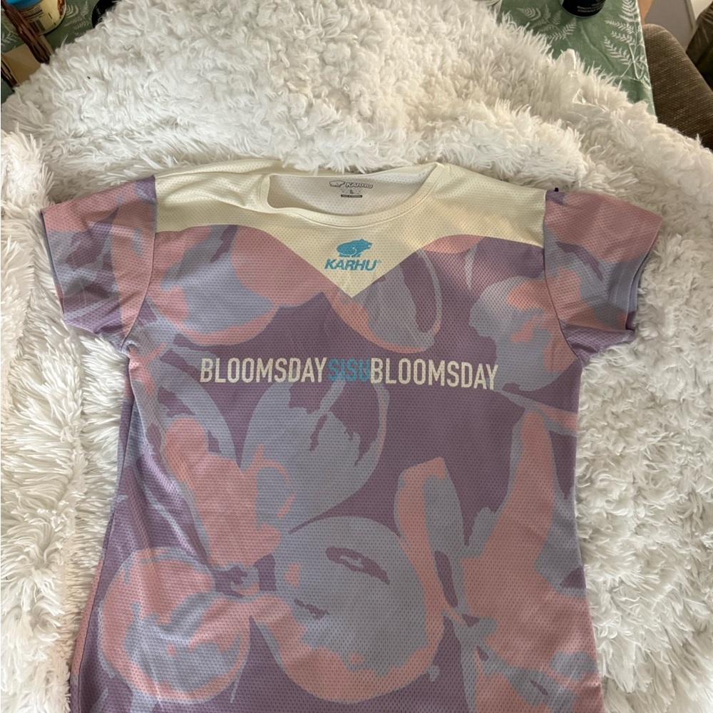 Karhu x Bloomsday Running Shirt Mesh Performance Tee Size L